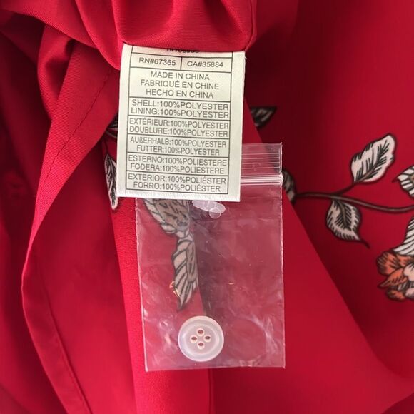 NWT BB Dakota Red Floral Wrap Dress Revolve Exclusive Size Small - Picture 13 of 13